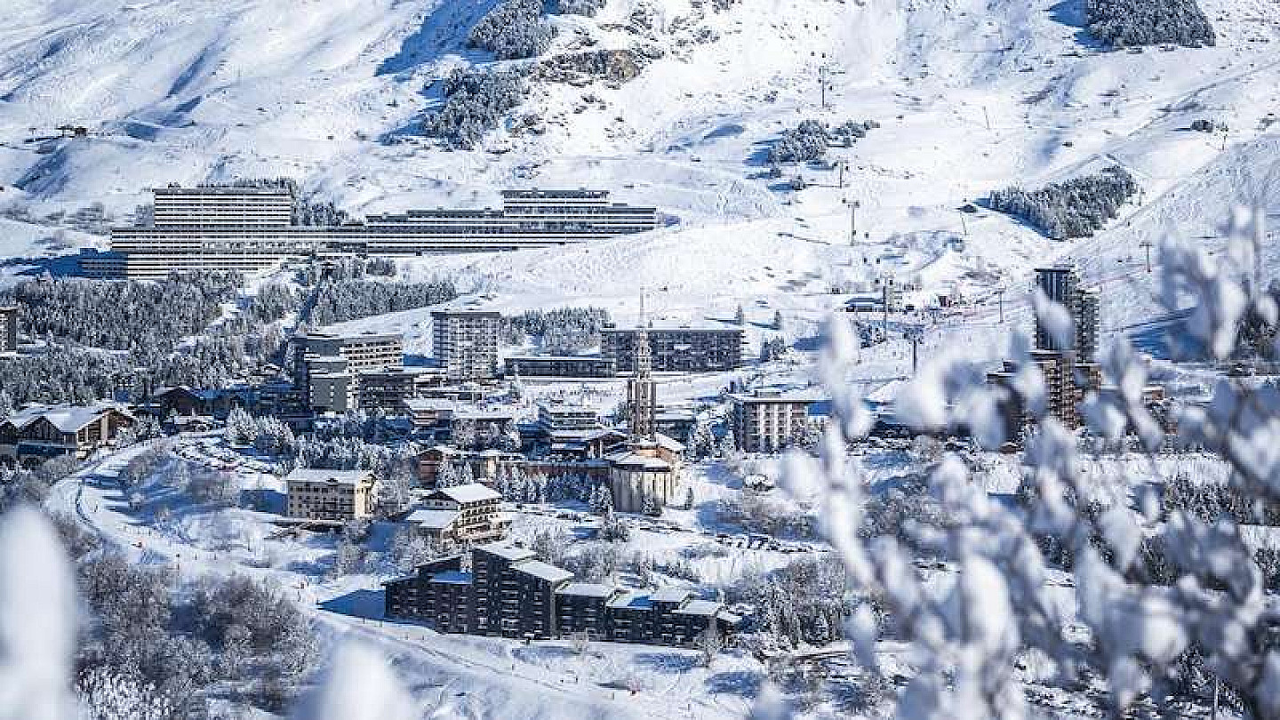 Location de ski à Eclose Alpes d’Huez